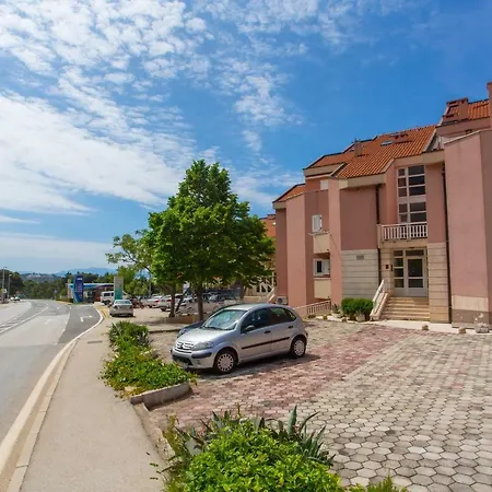 Matic Apartament *