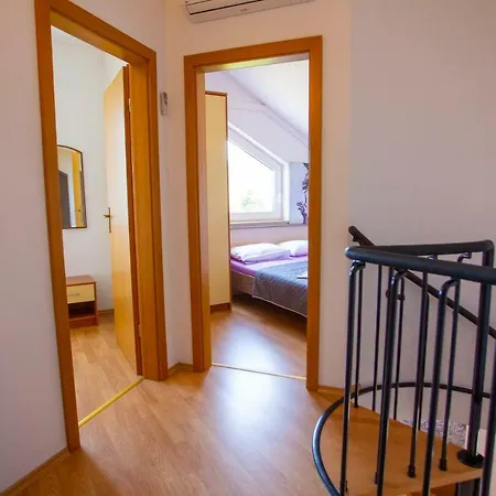 Matic Apartamento Makarska